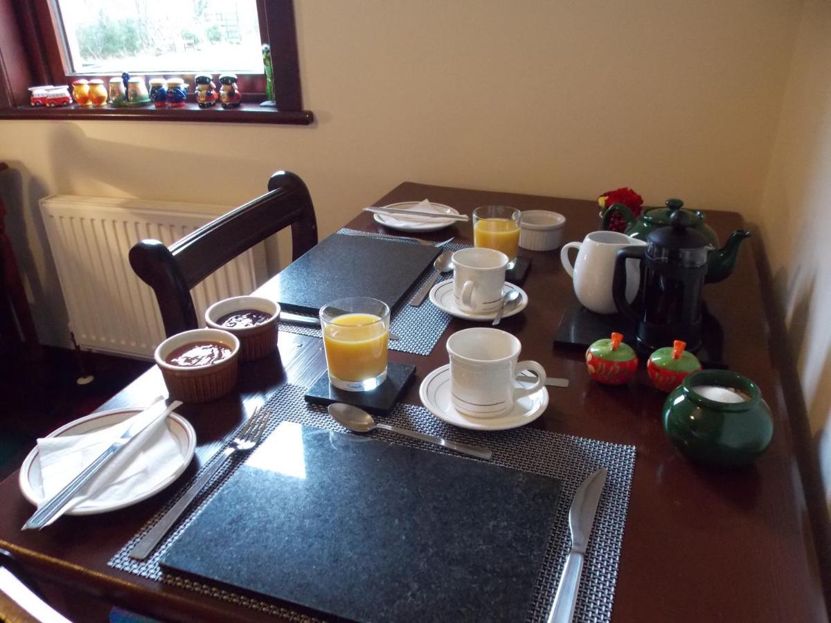 Serendipity Bed And Breakfast Dalchreichart Bagian luar foto